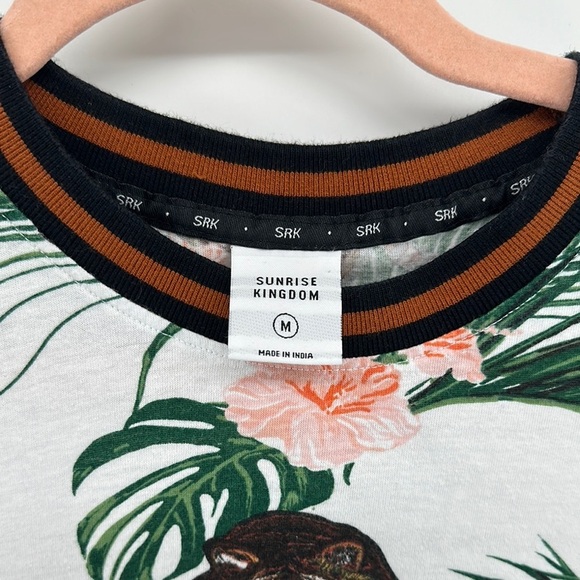 Sunrise Kingdom Tropical Green&Pink Tigger Short Sleeve Tee - Picture 5 of 11